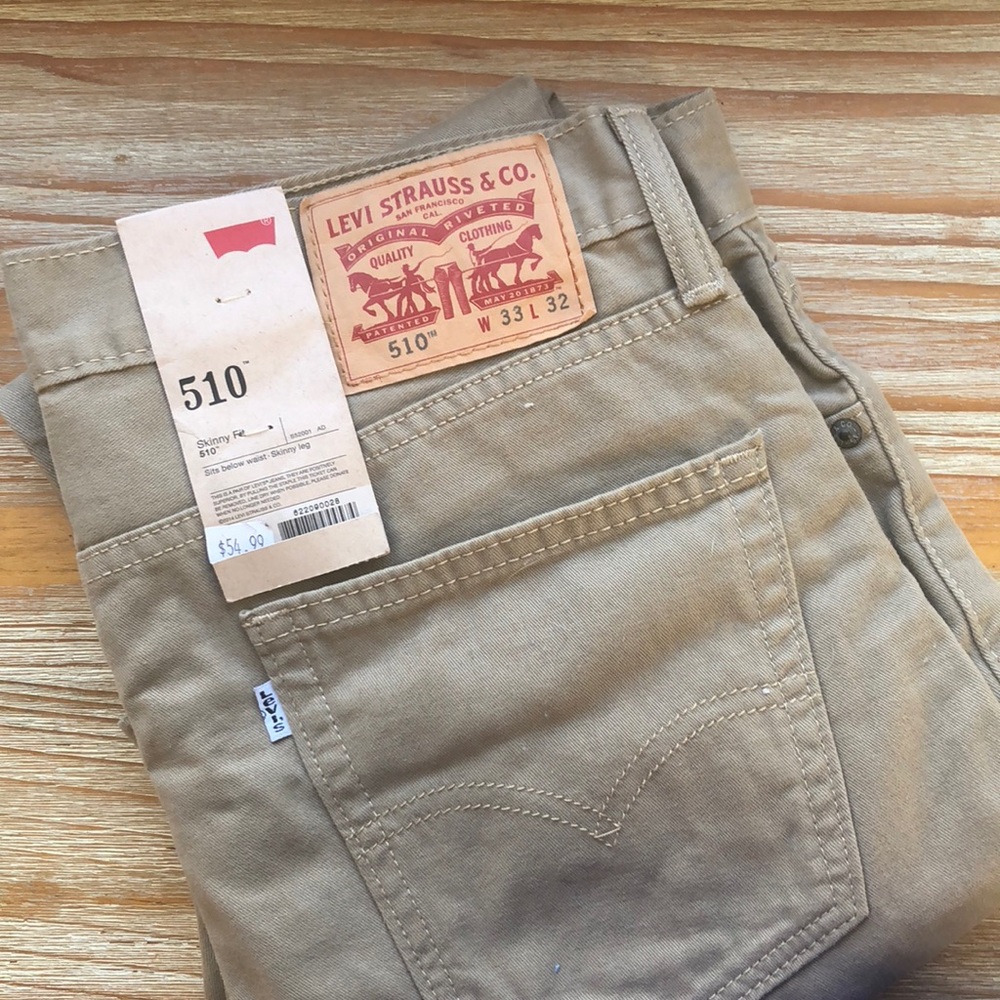 Brand new never work Levi skinny fit Beige jeans